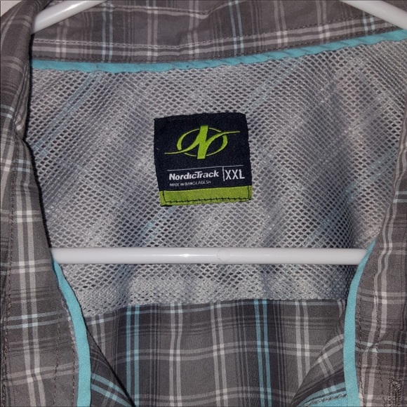 Nordic Track button down shirt XXL - Picture 2 of 7